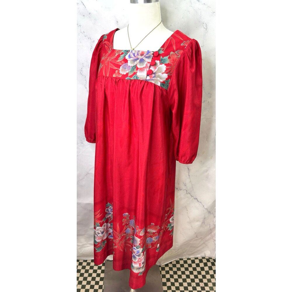Vintage 70s Hawaiian Mumu Dress Liberty House M Satin Red Floral Hawaii Sidan